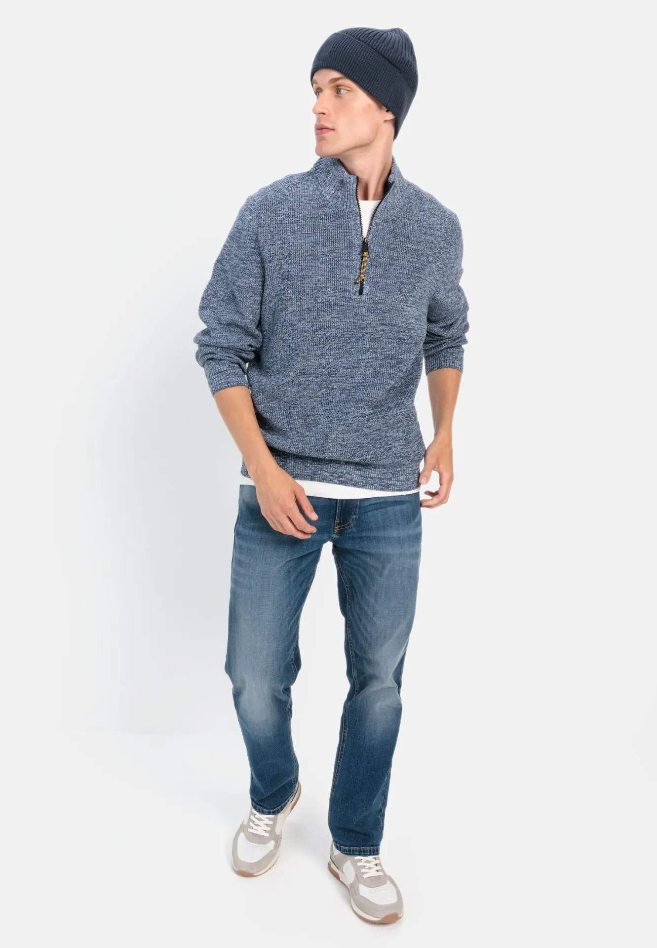 ما هي علامة Camel Active؟