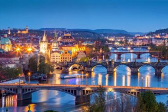 أفضل 10 فنادق فاخرة في براغ لعشاق الفخامة