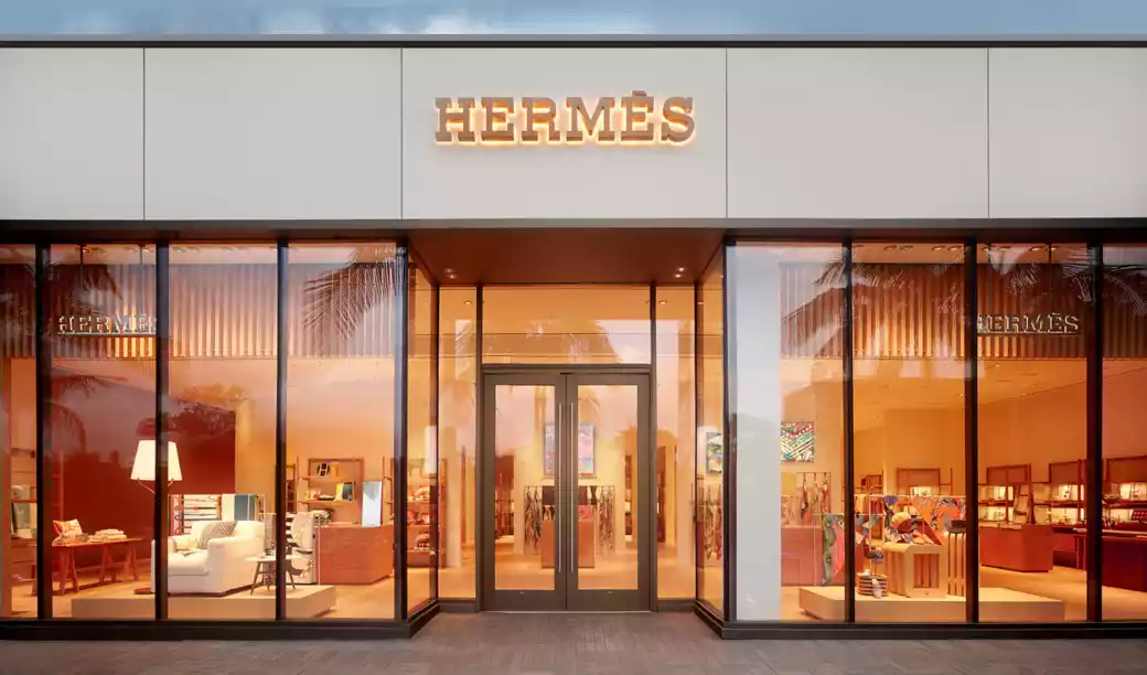 في أي دول توجد متاجر Hermès؟
