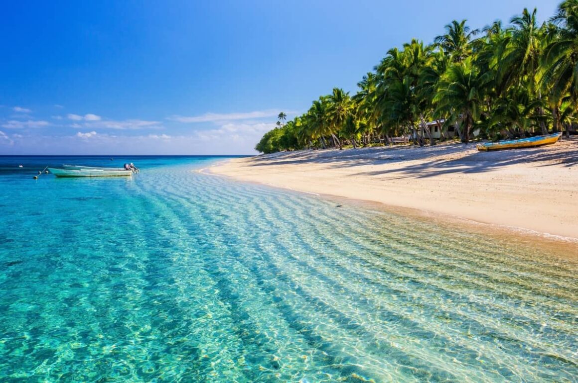 كم تبلغ تكلفة السفر إلى فيجي دليل كامل للميزانية 2025