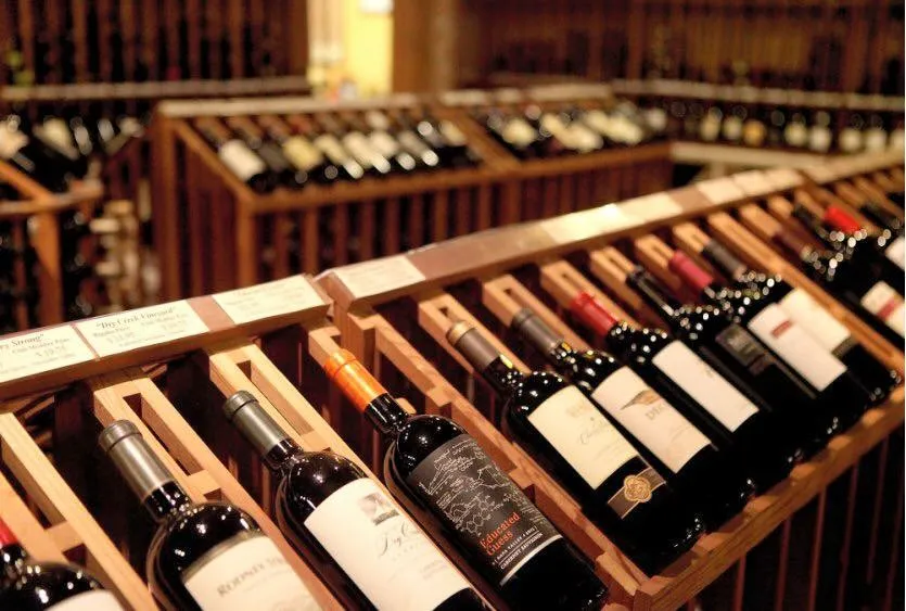 كم يكلف النبيذ الجيد