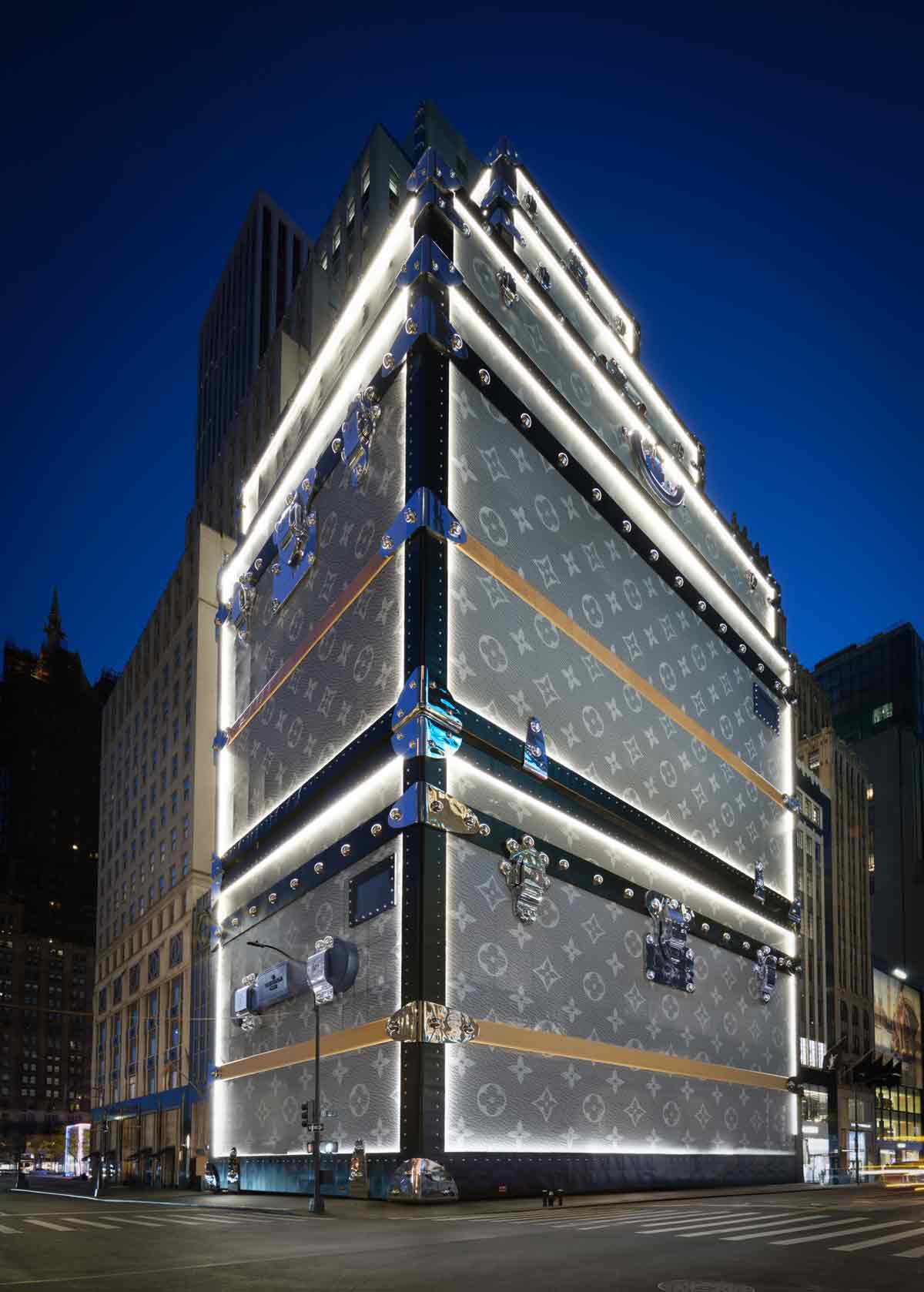 برج Louis Vuitton