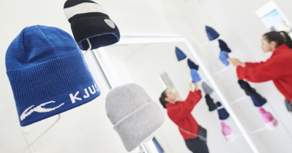 قبعات لها لكل الظروف