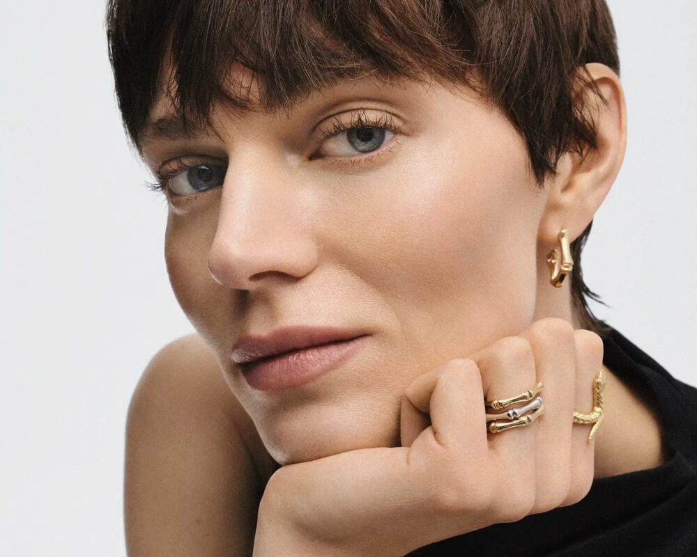 أقراط ذهبية