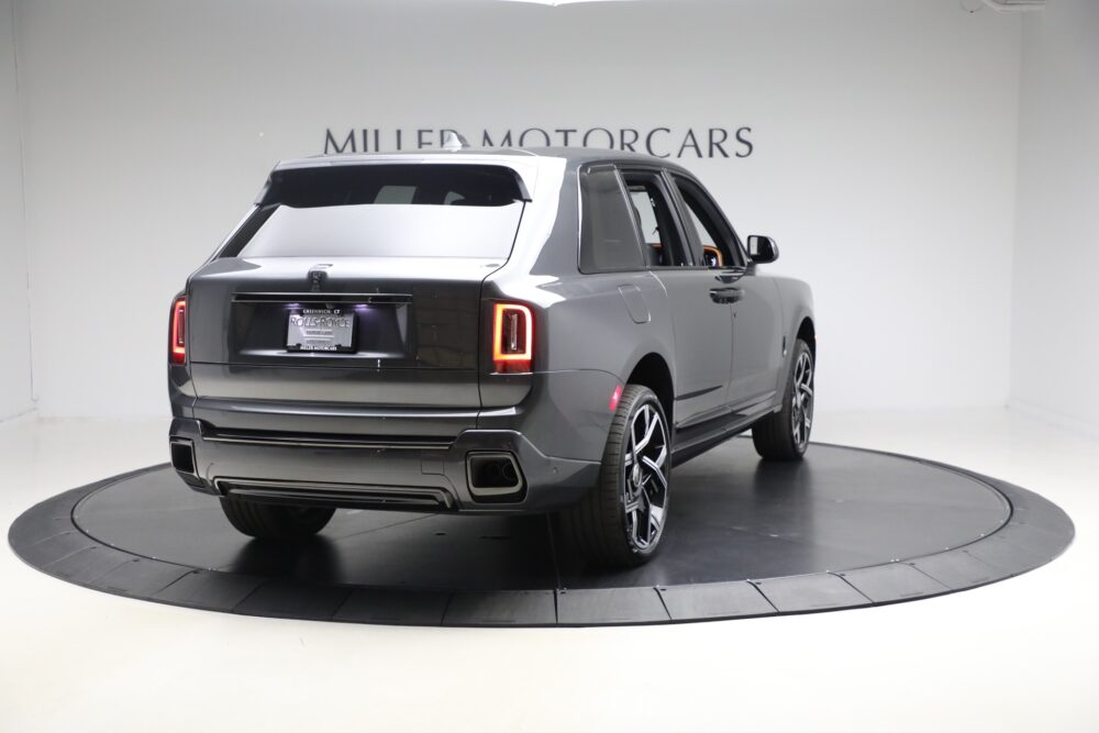 Rolls Royce Cullinan Black Badge 2026 السعر