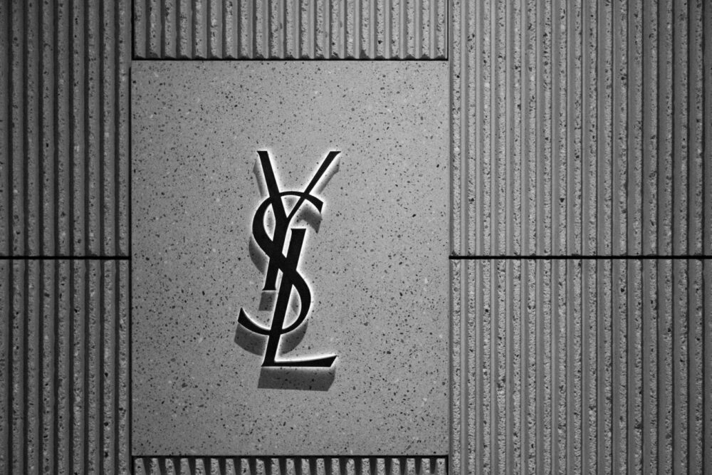 مدونة Saint Laurent